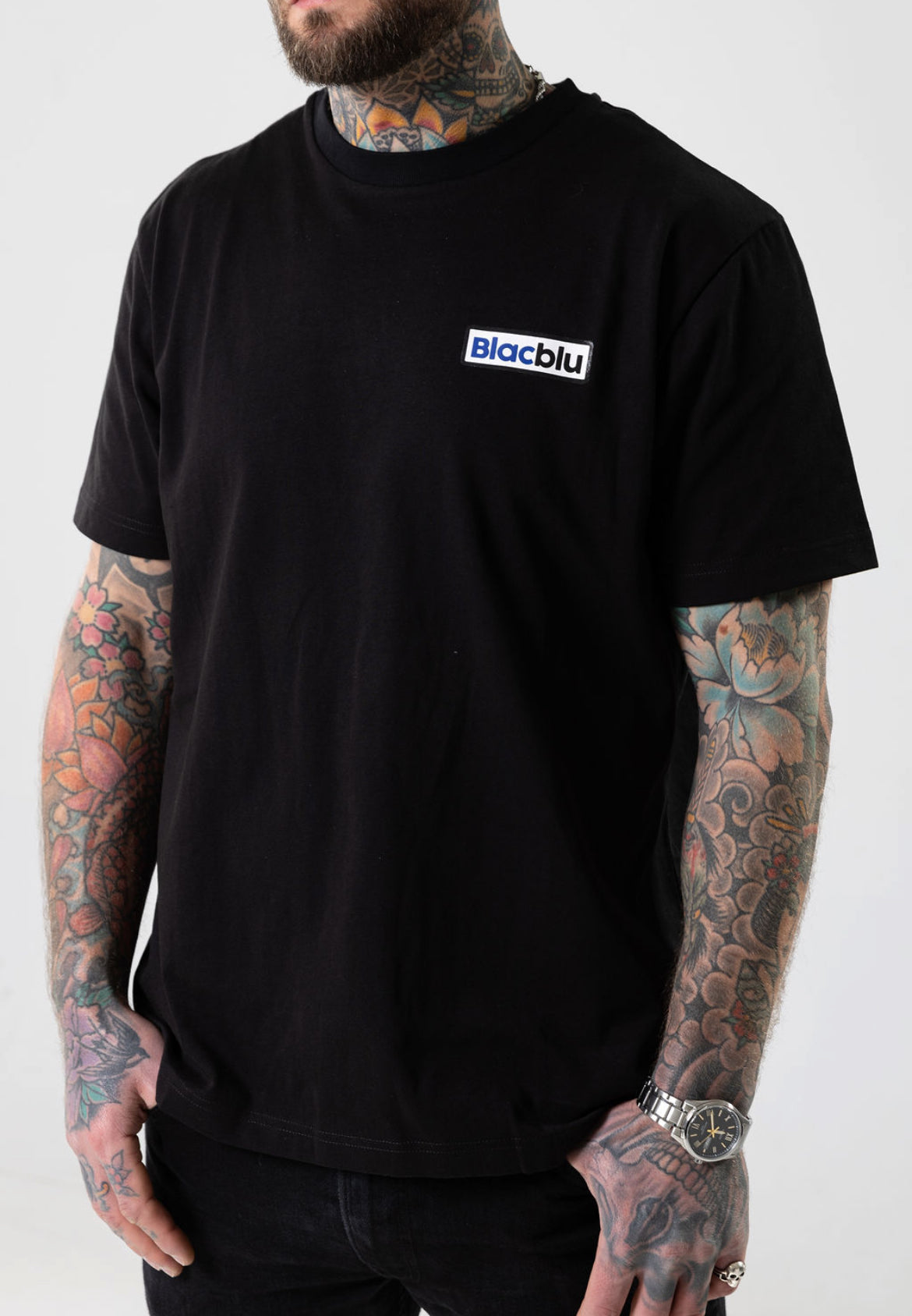 signature tee